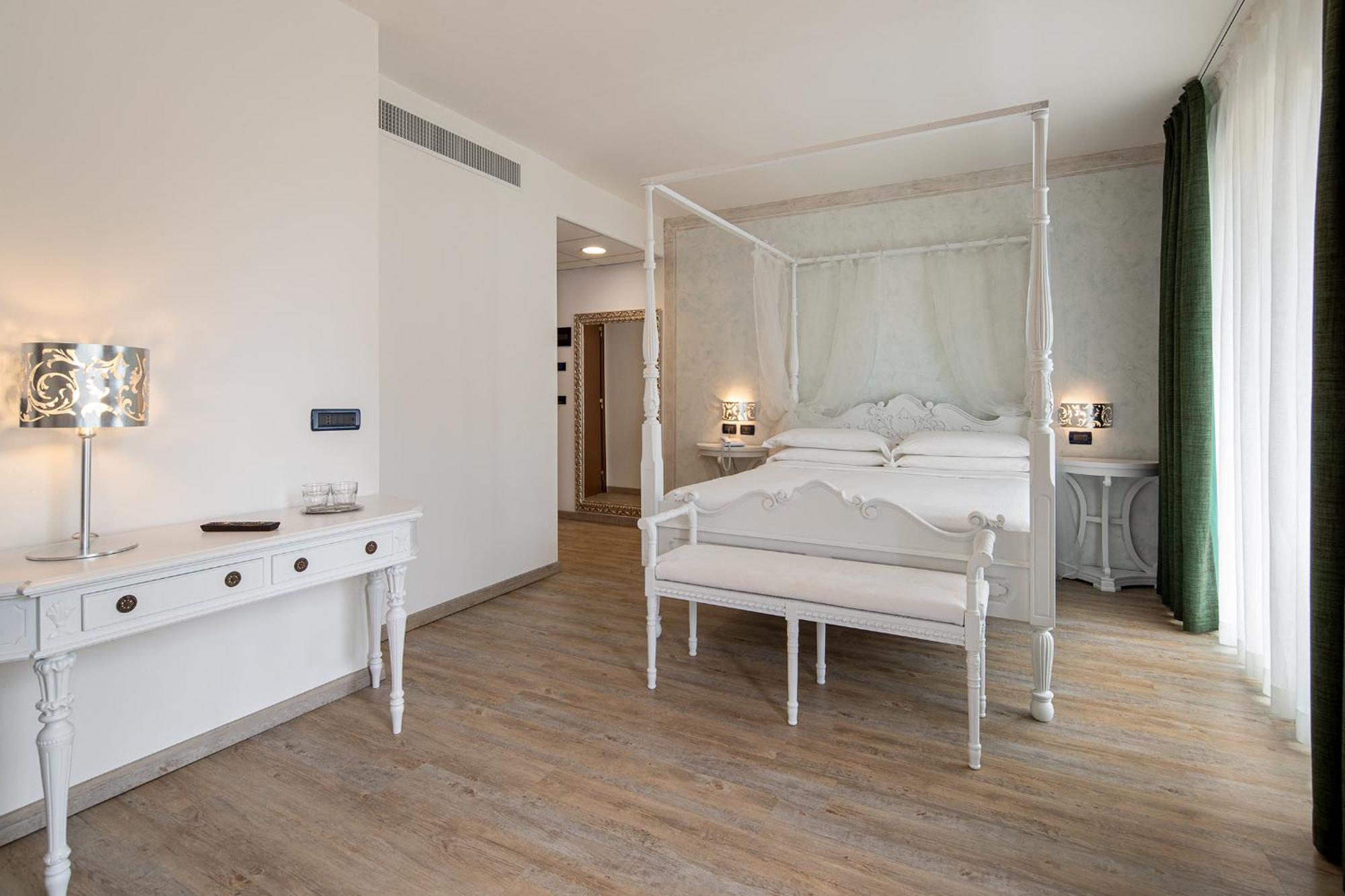 Fantinello Hotel Caorle Luaran gambar