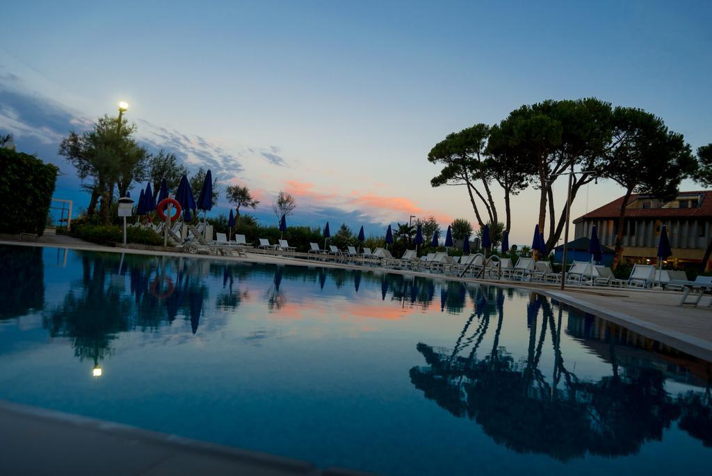 Fantinello Hotel Caorle Luaran gambar