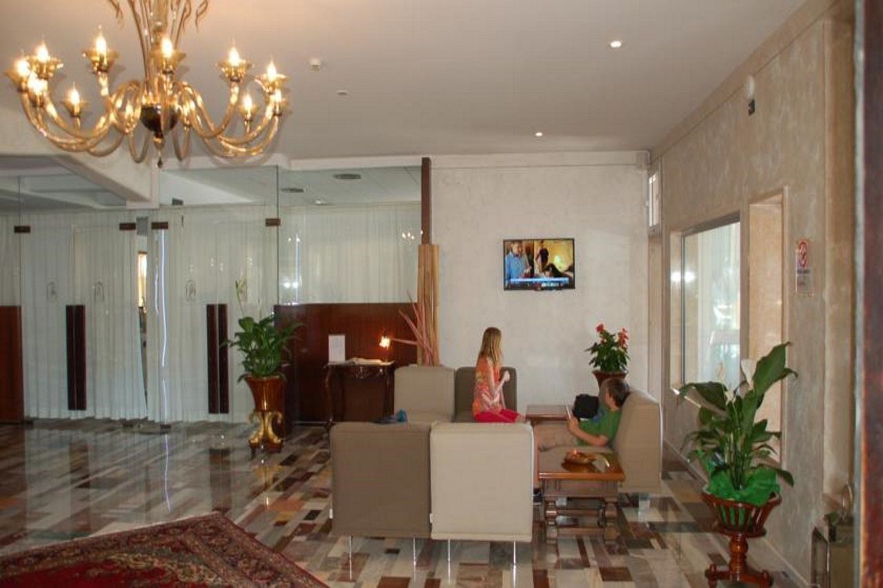 Fantinello Hotel Caorle Luaran gambar