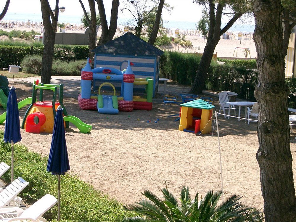 Fantinello Hotel Caorle Luaran gambar