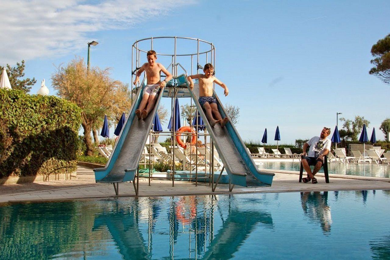 Fantinello Hotel Caorle Luaran gambar