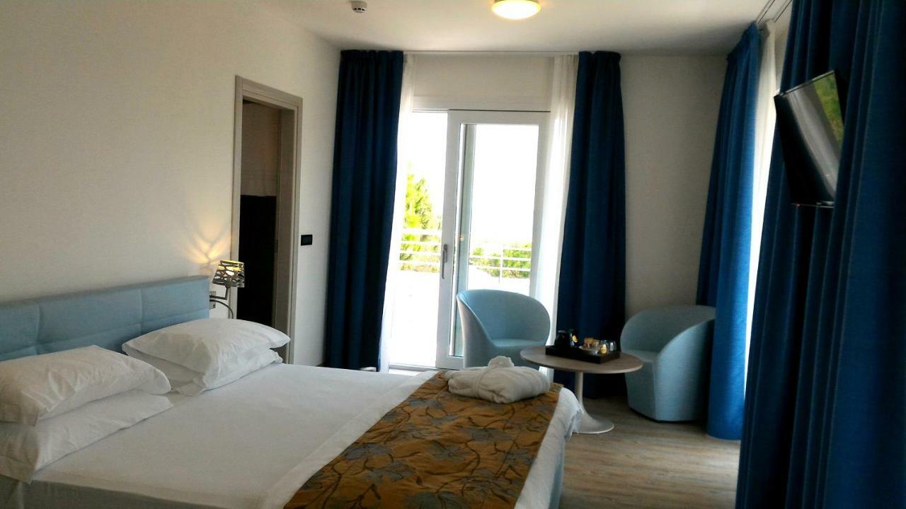 Fantinello Hotel Caorle Luaran gambar