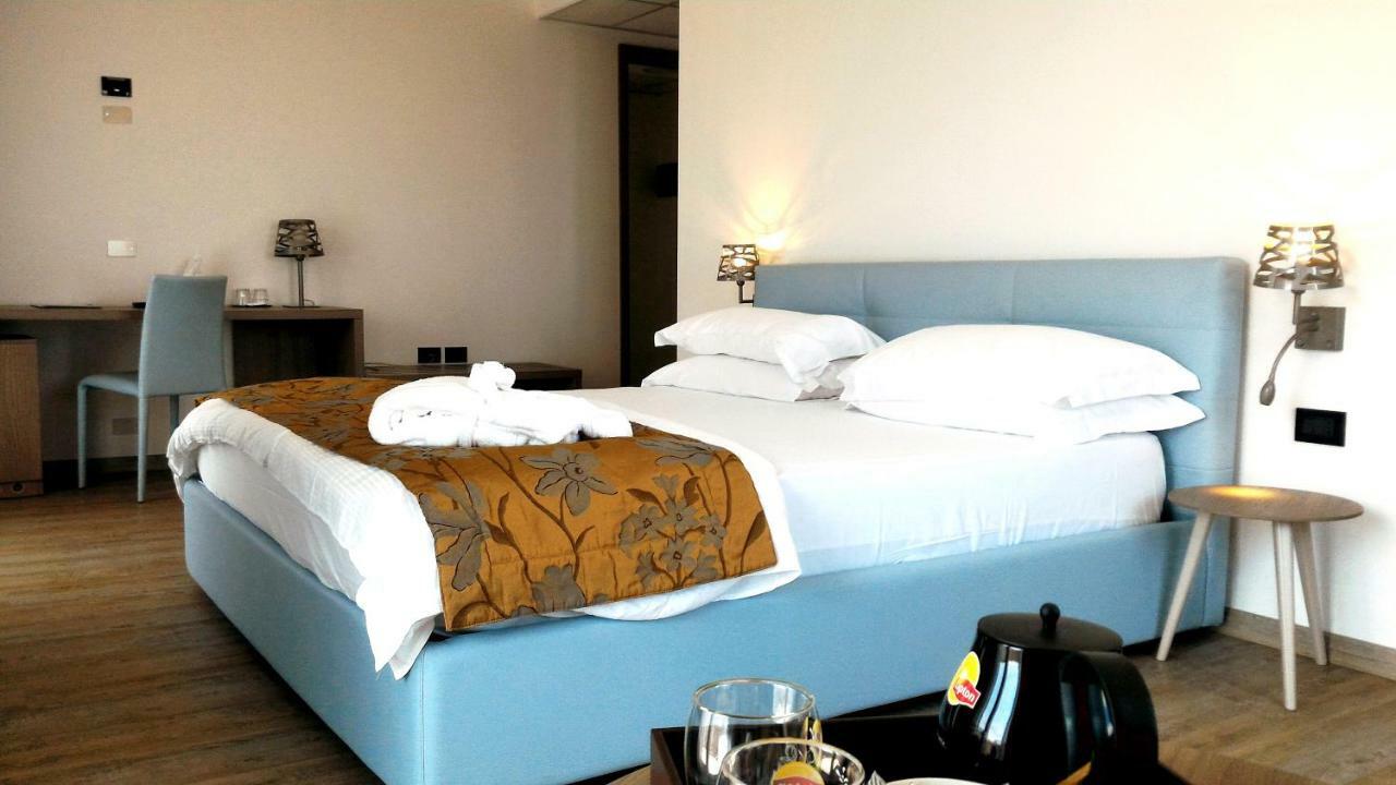 Fantinello Hotel Caorle Luaran gambar